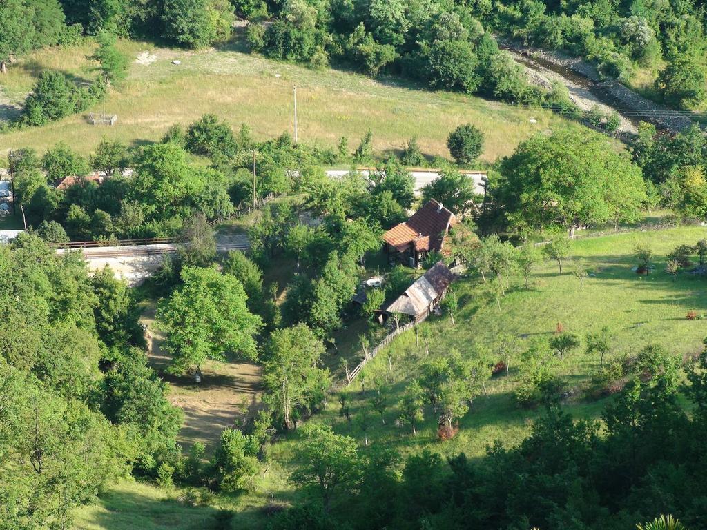 Apartment Cerova Kosa Μόκρα Γκόρα Δωμάτιο φωτογραφία